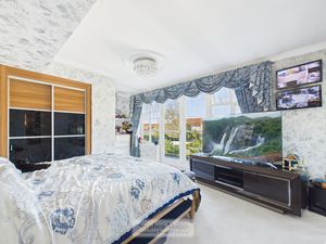 Photo 23- click for photo gallery